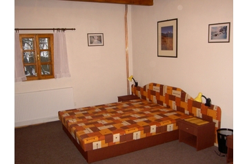 Eslovaquia Chata Špania Dolina, Exterior